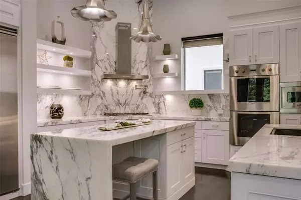 Dallas, TX 75204,2211 Worthington Street