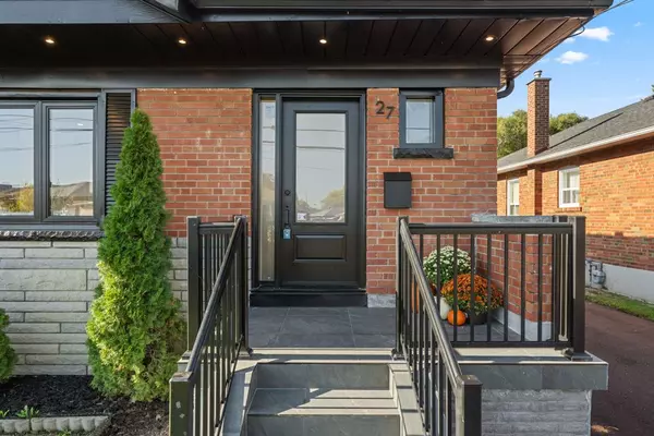 Toronto E09, ON M1K 4W3,27 Gully DR