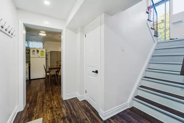 Toronto E09, ON M1G 1X8,16 Fortune Gate