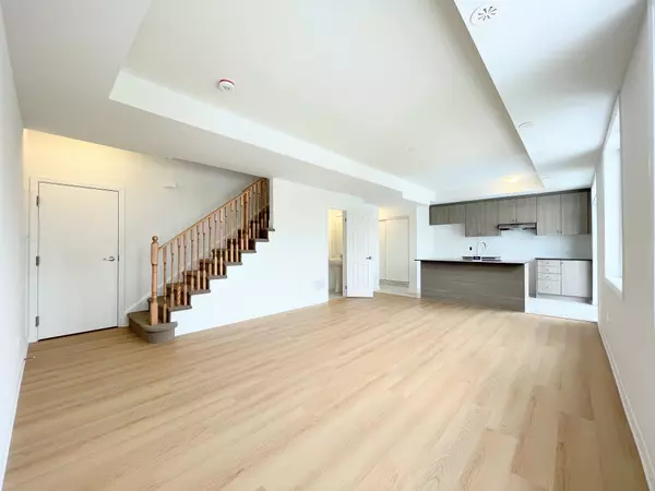 Brampton, ON L6P 4S2,4320 EBENEZER RD #6