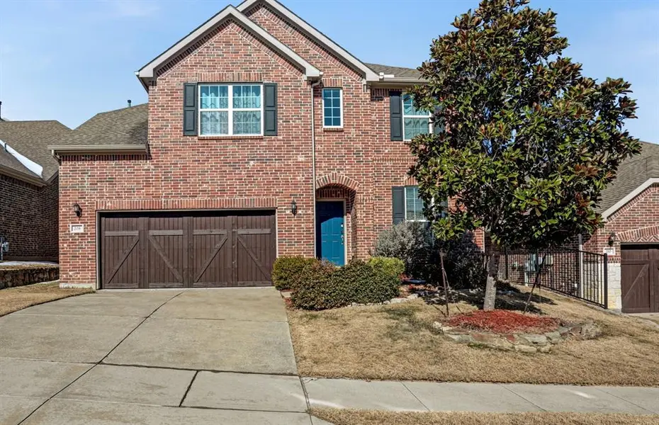208 Copper Canyon Drive, Lewisville, TX 75067
