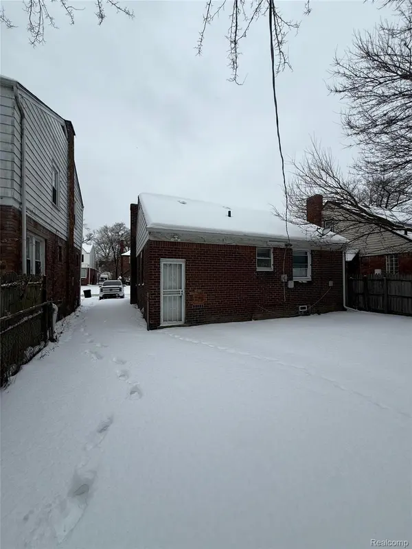 16580 Ward AVE, Detroit, MI 48235