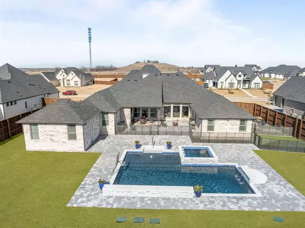 Haslet, TX 76052,221 Oakmont Drive