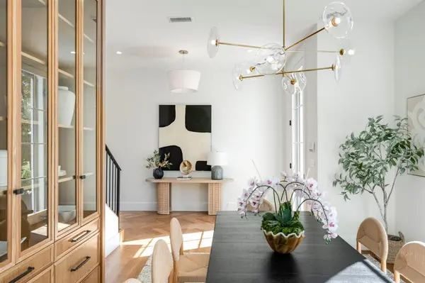 Dallas, TX 75214,6903 La Vista Drive