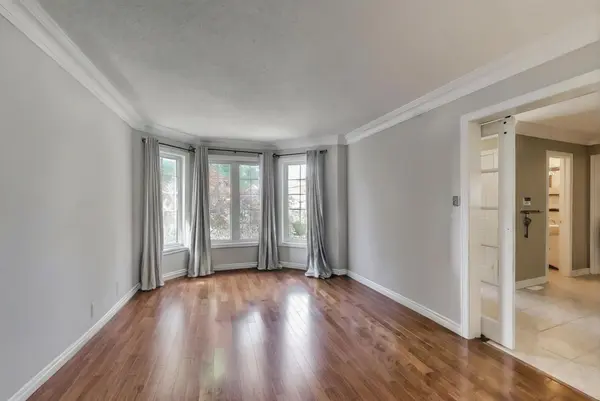 55 Knupp RD, Barrie, ON L4N 0R7