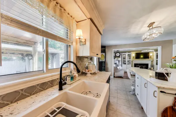 55 Knupp RD, Barrie, ON L4N 0R7