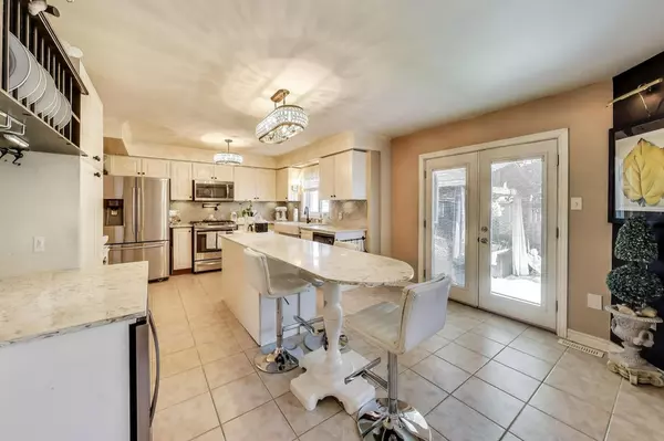 Barrie, ON L4N 0R7,55 Knupp RD