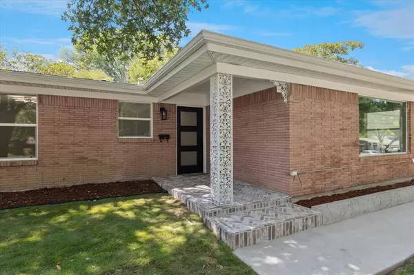 Fort Worth, TX 76116,1800 Versailles Road