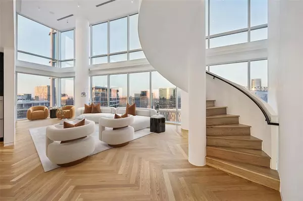 Dallas, TX 75219,2430 Victory Park Lane #2509