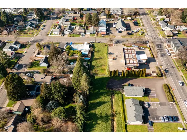 1821 HAWTHORNE ST, Forest Grove, OR 97116