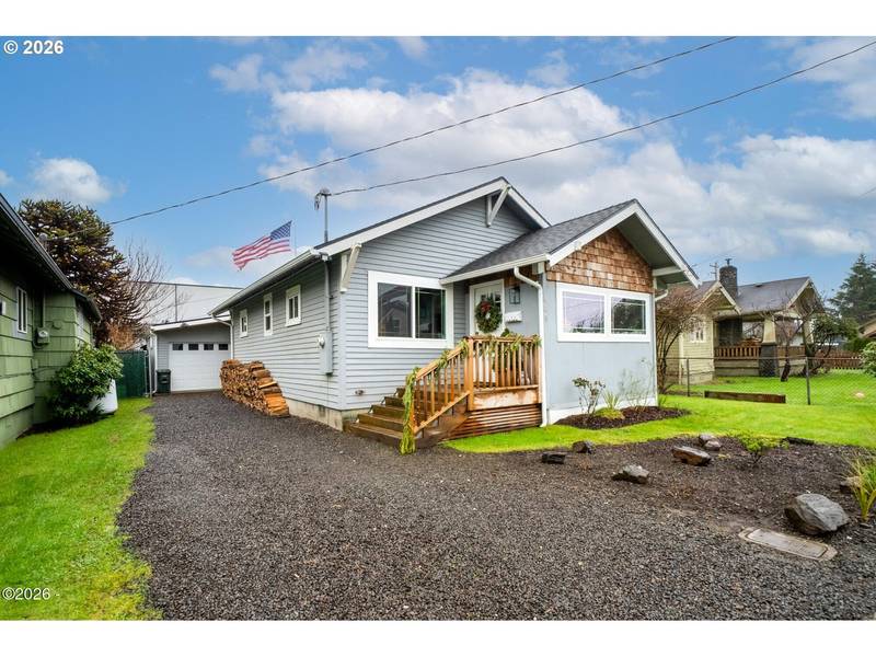 409 DEL MONTE AVE, Tillamook, OR 97141