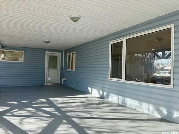 133 Railway AVENUE, Ponteix, SK S0N 1Z0