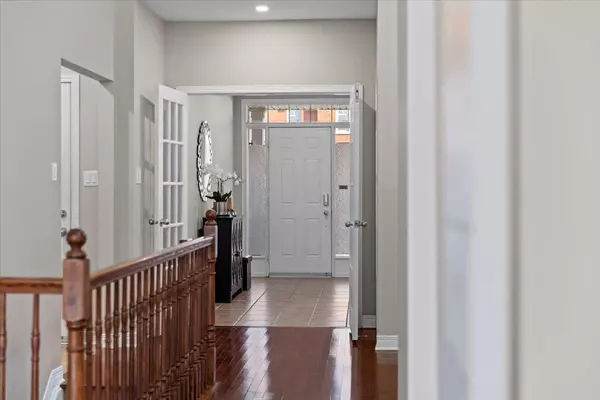 Barrhaven, ON K2J 5K7,148 Rodeo DR