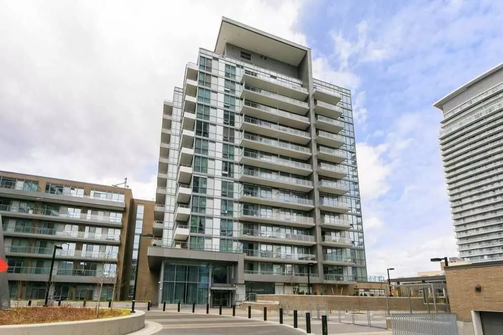 Toronto C15, ON M2J 1M6,52 Forest Manor RD #616