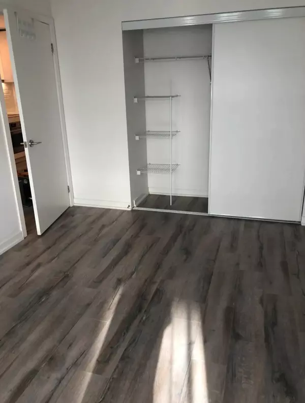 Toronto C15, ON M2J 1M6,52 Forest Manor RD #616