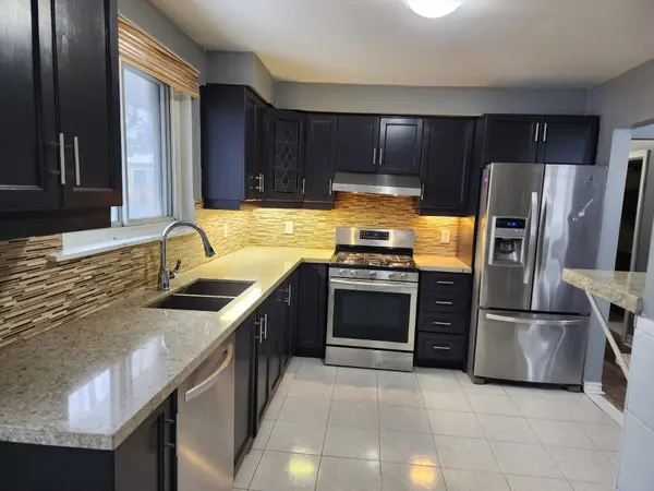 Brampton, ON L6T 1P5,49 Alderbury CRES