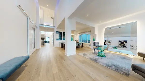 3425 Lakeshore RD W, Oakville, ON L6L 0A3