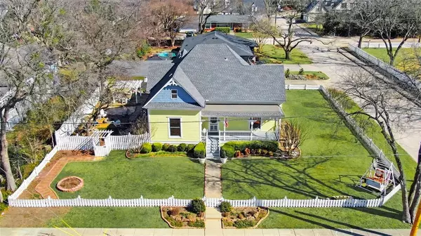 702 N Bradley Street, Mckinney, TX 75069