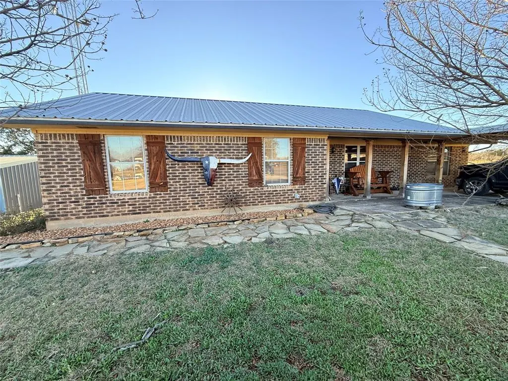 351 Bosque Bend Lane, China Spring, TX 76633