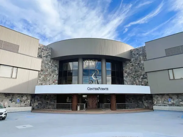 12935 SW Bayshore DR, Elmwood Twp, MI 49684