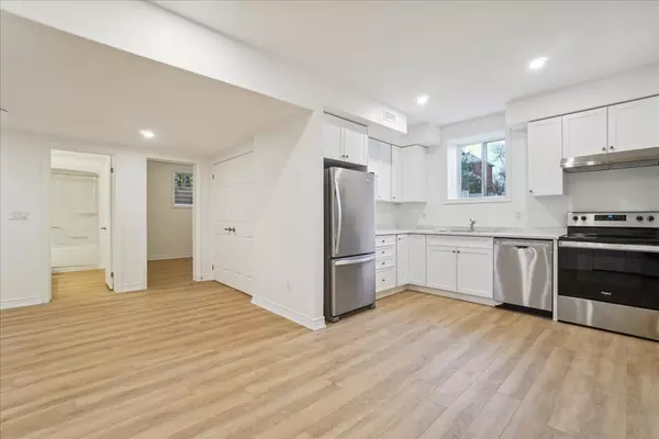 Collingwood, ON L9Y 5M7,65b Shipley AVE #Lower