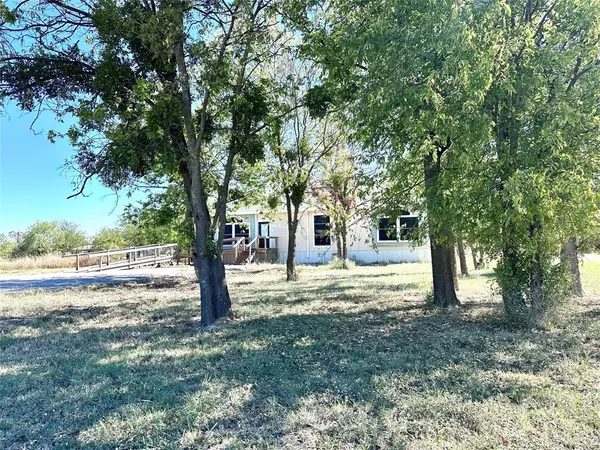 501 Peyton, Baird, TX 79504