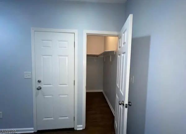 1519 Bower St, Linden City, NJ 07036