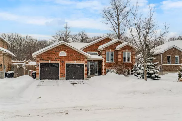 Tay, ON L0K 2A0,13 Hunter AVE