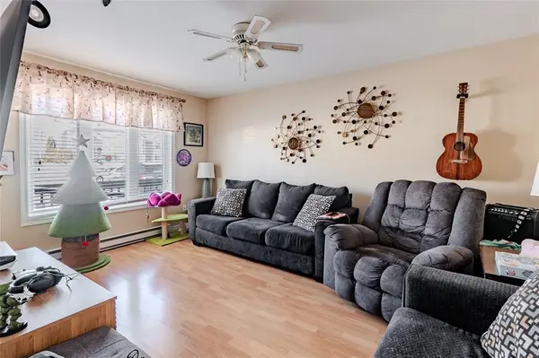 5 Kildare Place, St. John's, NL A1B5A9