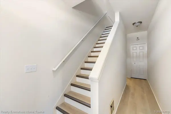 1180 Alameda BLVD, Troy, MI 48085