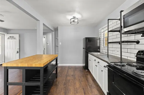 3914 Shelley Boulevard, Dallas, TX 75211