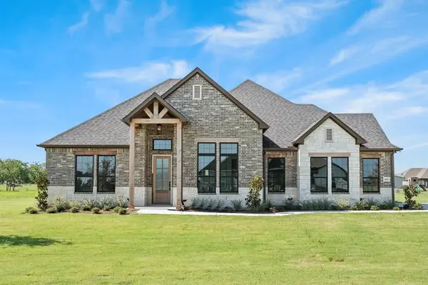 4683 Christie Avenue, Caddo Mills, TX 75135