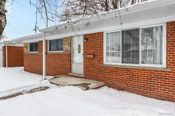 29327 Orvylle DR, Warren, MI 48092