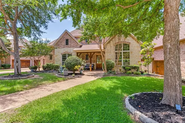 1916 Surrey Lane, Mckinney, TX 75072