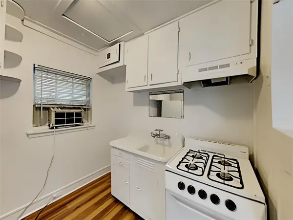 3333 W 6th Street #G, Fort Worth, TX 76107