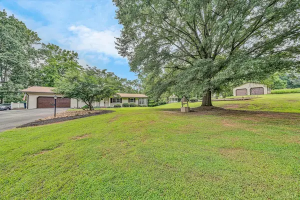 154 Brooks Point LN, Union Hall, VA 24176