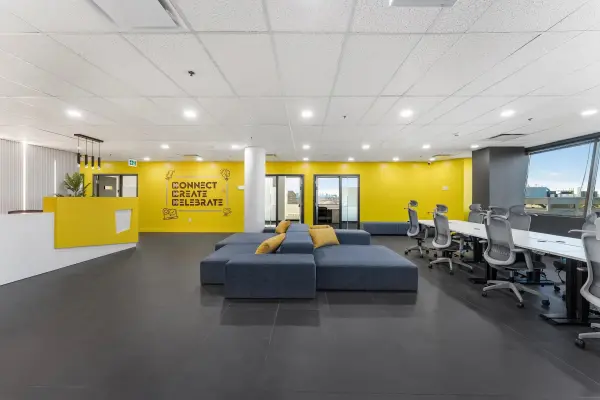 Toronto E11, ON M1B 3V4,305 Milner AVE #700-37