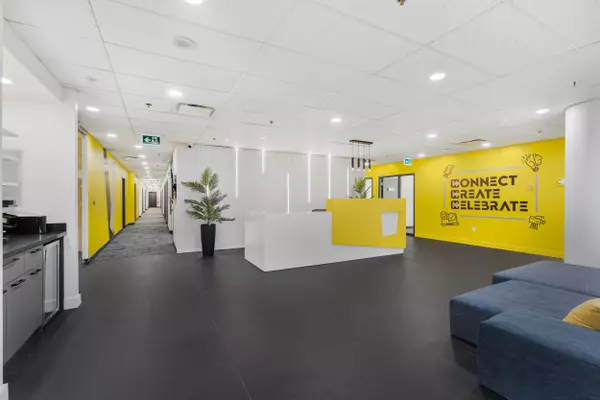 305 Milner AVE #700-4, Toronto E11, ON M1B 3V4