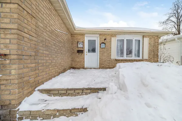 Barrie, ON L4M 5V7,3 Hickling TRL