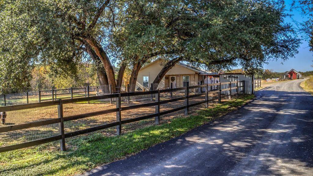 2061 County Road 302, Glen Rose, TX 76043