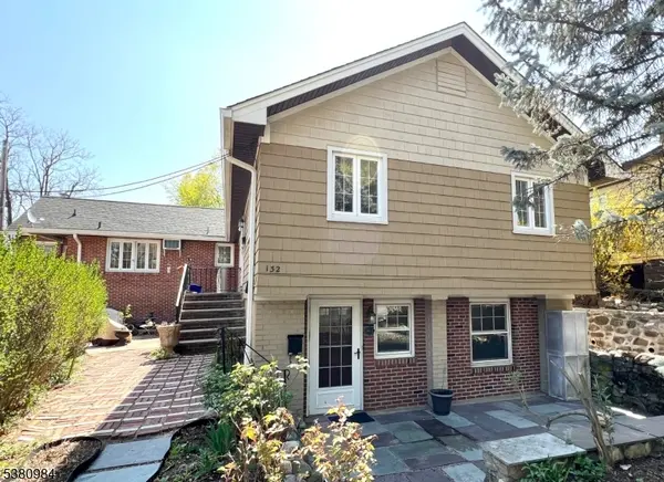 132 Lincoln St #2, Boonton Town, NJ 07005