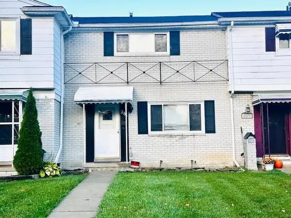 281 Carlson ST, Mt Clemens, MI 48043