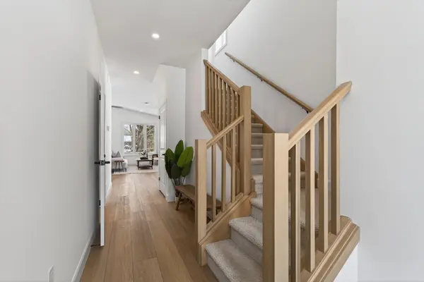 9 Twynstra ST, North Middlesex, ON N0M 1A0