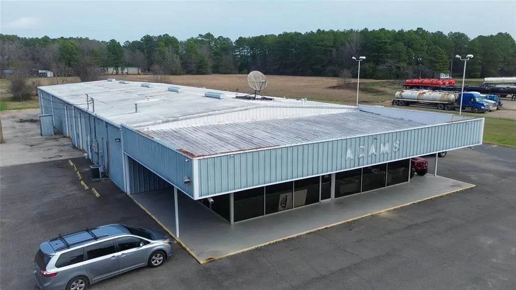 2002 Main, Logansport, LA 71049