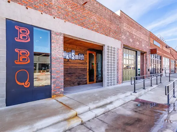 420 S Commercial Avenue, Coleman, TX 76834