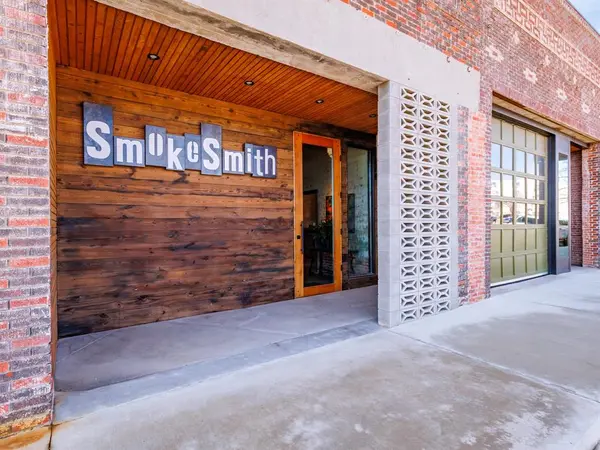 420 S Commercial Avenue, Coleman, TX 76834