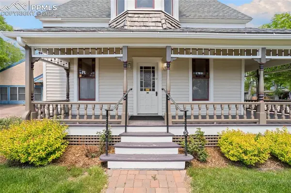 1804 W Colorado AVE, Colorado Springs, CO 80904