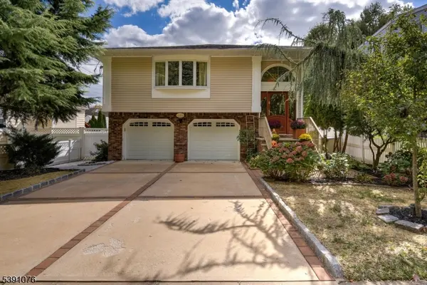 204 Gilbert Ave, Elmwood Park Boro, NJ 07407