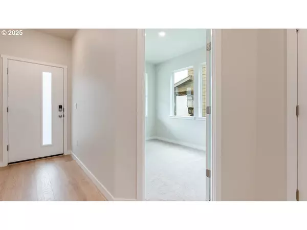 Hillsboro, OR 97123,6497 SE Nasha ST