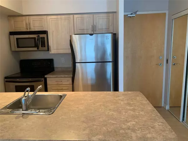 Toronto C07, ON M2N 5N7,4968 Yonge ST #2610